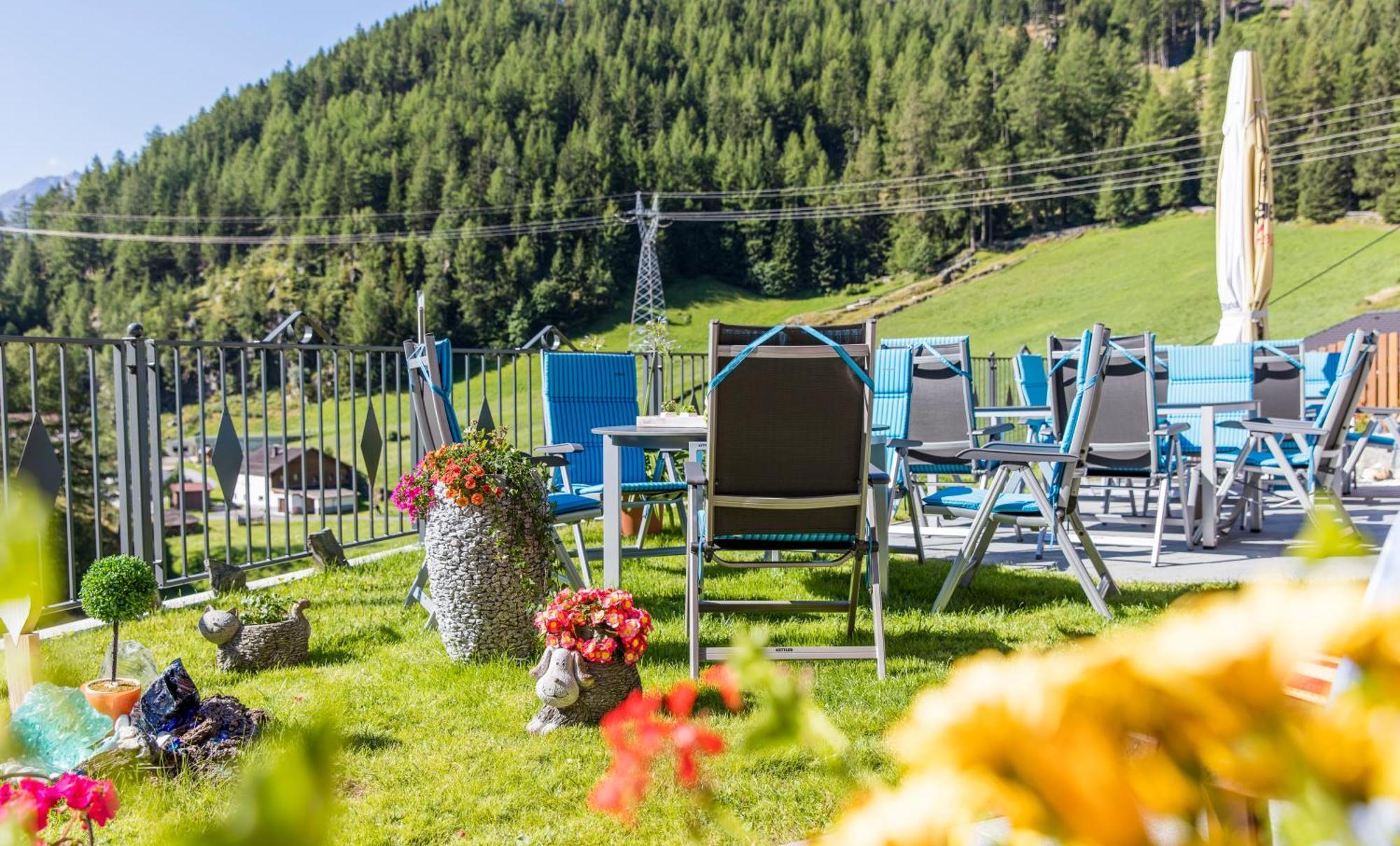Gasthof Pension Granstein Sölden Exteriör bild